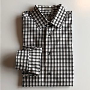 Express long sleeve shirt. Fitted. Small